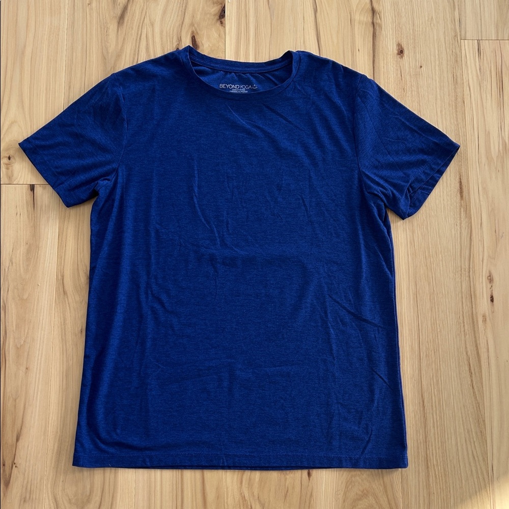 Beyond Yoga Mens Blue/Purple Crew Neck Tee 2.0 Shirt Size M